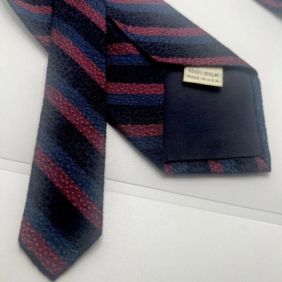 CERRUTI Men's 100% Silk Necktie TEXTURED Designer Striped Black Burgundy Blue EX - Picture 5 of 8